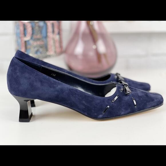 Van Eli NWOT Suede Heels Size 7M - Picture 2 of 10